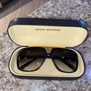 Louis Vuitton men’s sunglasses